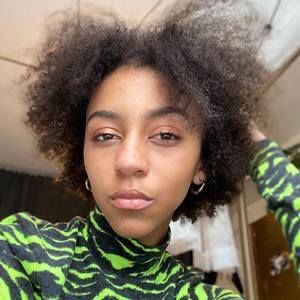 Meet your Posher, Kadija